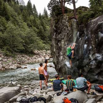 Bouldern im Magic Wood am Ragn da Ferrera