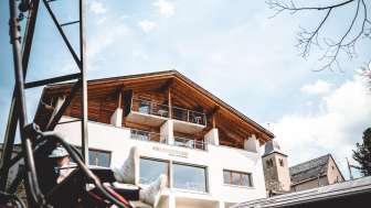 Das Hotel Restaurant Feldiserhof im Sommer