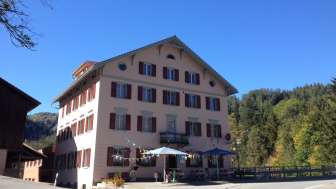 Das Restaurant Beverin im Sommer