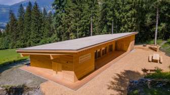 Waldhütte Crappasusta mit Feuerstelle