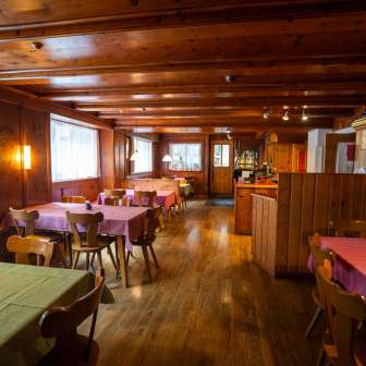 Viamala Tourismus Rofflaschlucht Hotel Restaurant 02 ©Benny Melchior